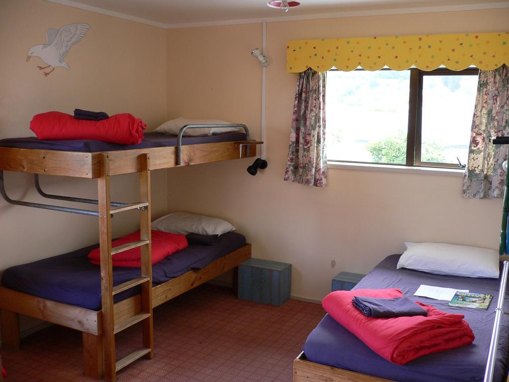 Хостел Tasman Bay Backpackers Нельсон Екстер'єр фото