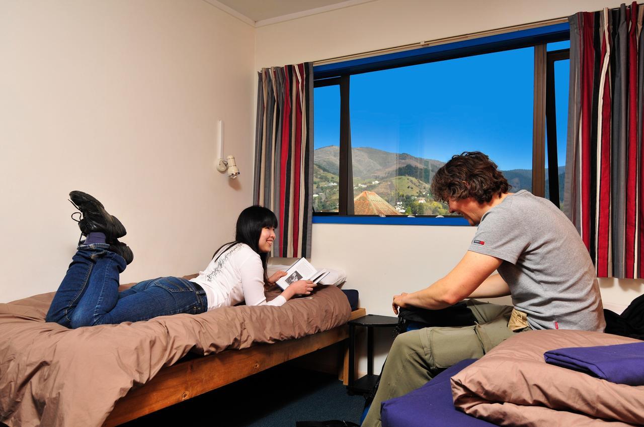 Хостел Tasman Bay Backpackers Нельсон Екстер'єр фото